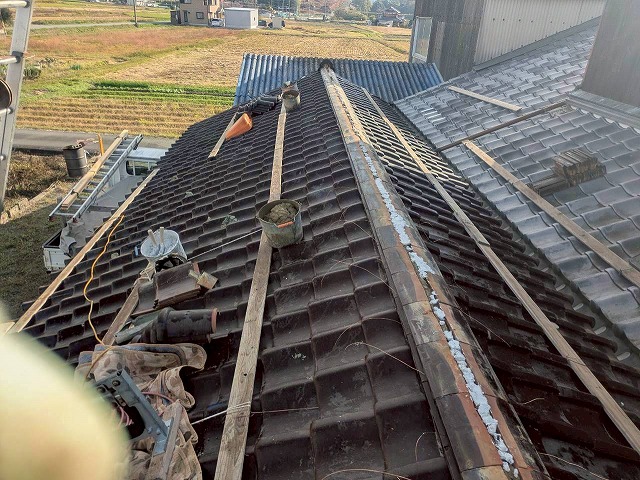 加古川市　漆喰工事　棟　土台